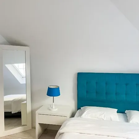 Wallis Apartament *